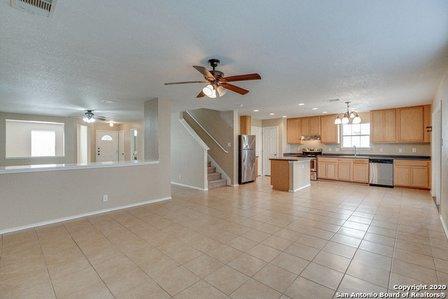 Cassie Villela - Real Estate Agent & Property Manager
