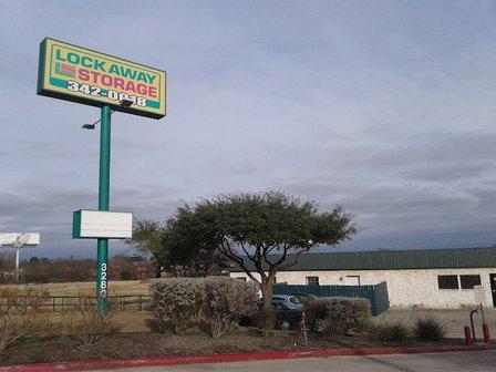 Lockaway Storage