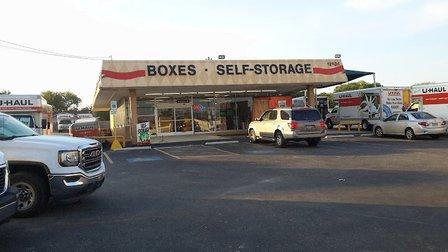 U-Haul Moving & Storage of Naco-Perrin