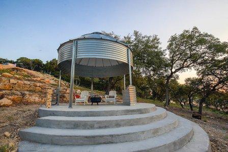 The Container Retreat @ Canyon Lake