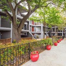 Doral Club Apartments