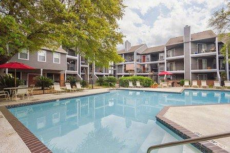 Doral Club Apartments