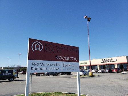 Red Mansions Realty