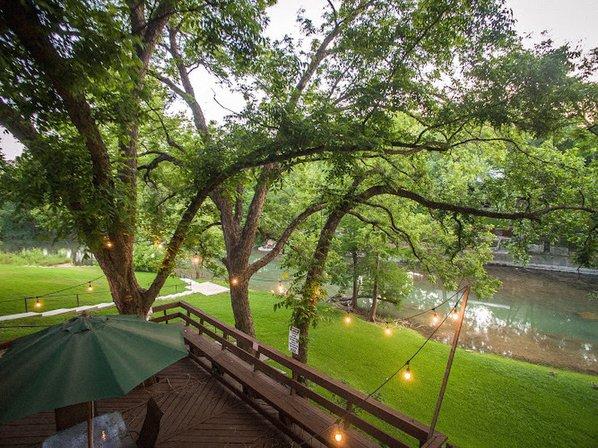 Vacay Hill Country
