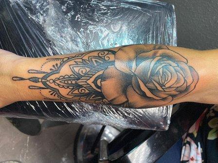 Custom Ink Tattoo & Body Piercing
