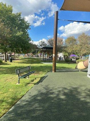 Crestwood Park