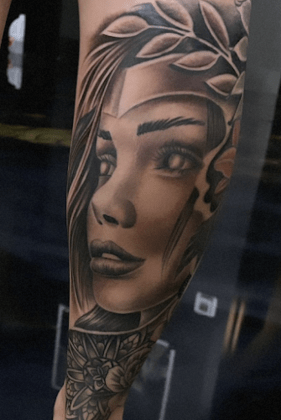 Final Touch Tattoo and Piercing