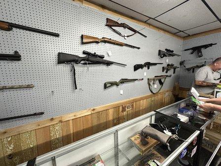 Circle B Guns