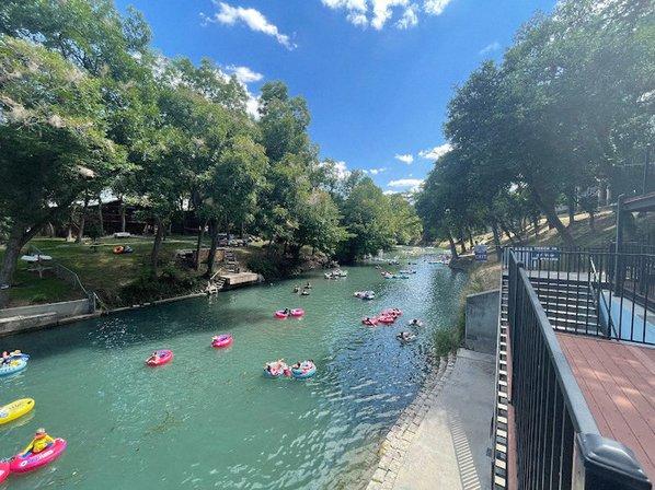 Rockin' R River Rides - Comal