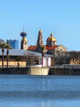 Woodlawn Lake Lighthouse