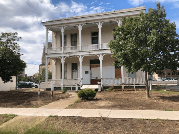 Flannery House
