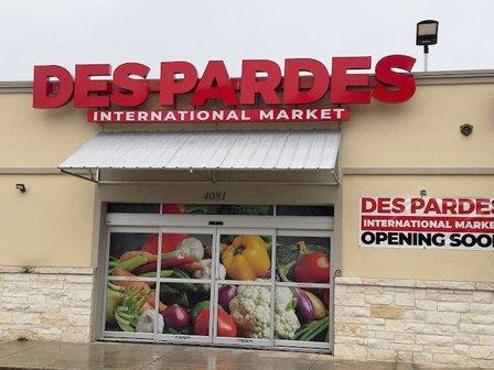 Des Pardes (International Market) and restaurant