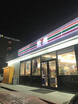 7-Eleven