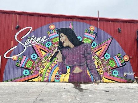 Selena Quintanilla Mural