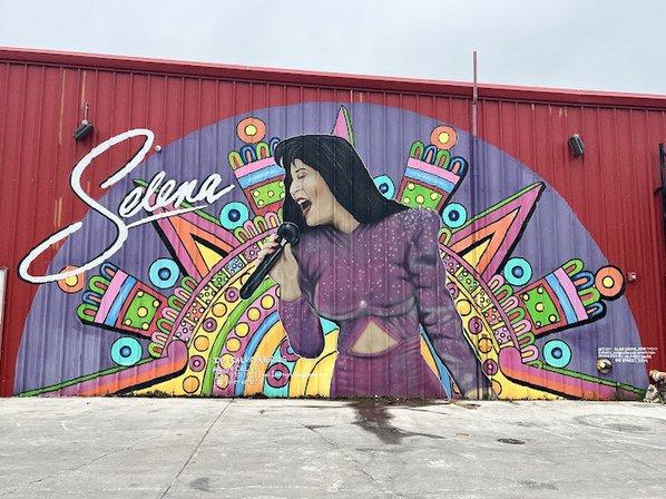 Selena Quintanilla Mural