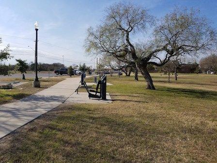 Shearer Hills/Ridgeview Walking Trail - Olmos Basin Park