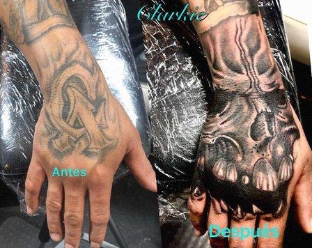 Ambas Manos Tattoo shop