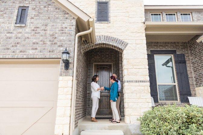 Nova Stephenson, Realtor - Realty San Antonio