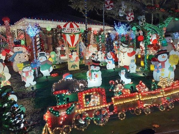 Windcrest Light Up