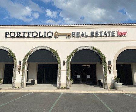 Patti Nelson Luxury Group