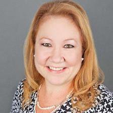 Debbie R Luna, Team Leader R&R Luna Group
