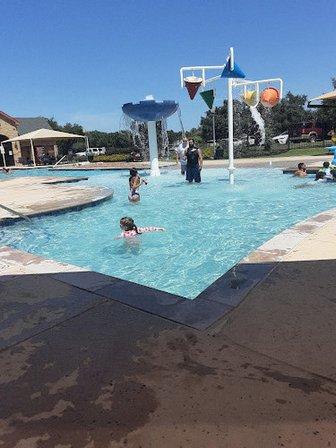 Bella Vista Community Park & Pool