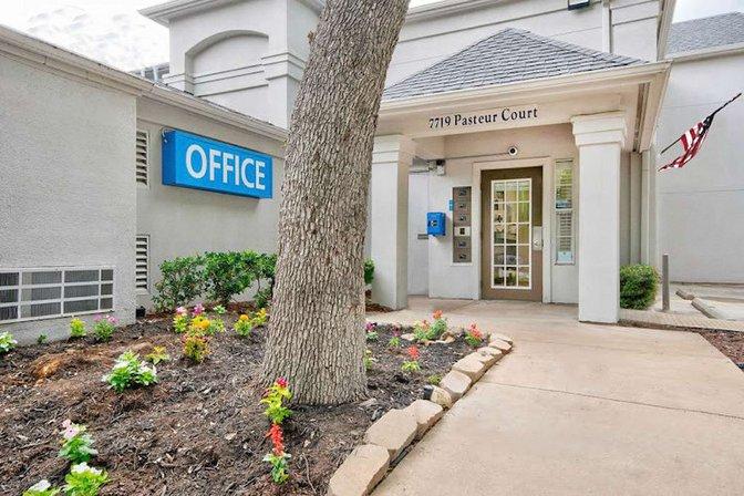 Studio 6 San Antonio, TX - Medical Center