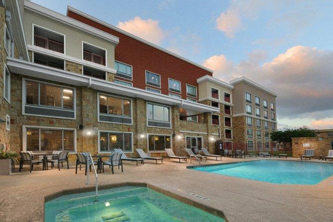 Drury Inn & Suites San Antonio Airport