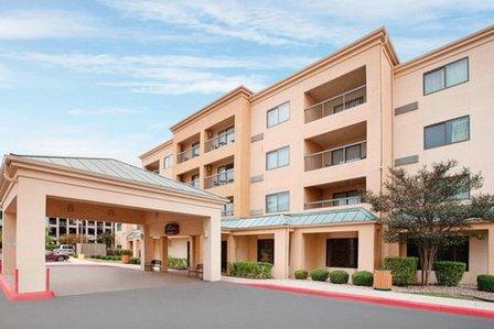 Courtyard San Antonio Airport/North Star Mall