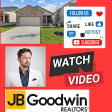 Realtor Manuel Huitron