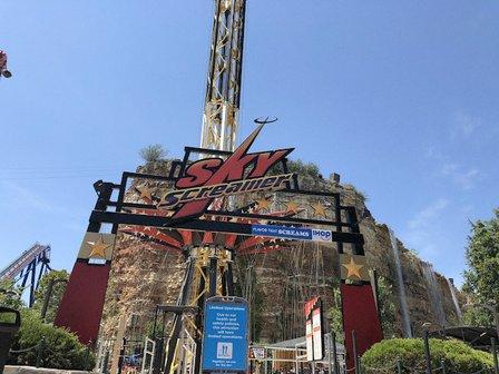 Supergirl Sky Flight