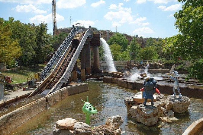 Bugs' White Water Rapids