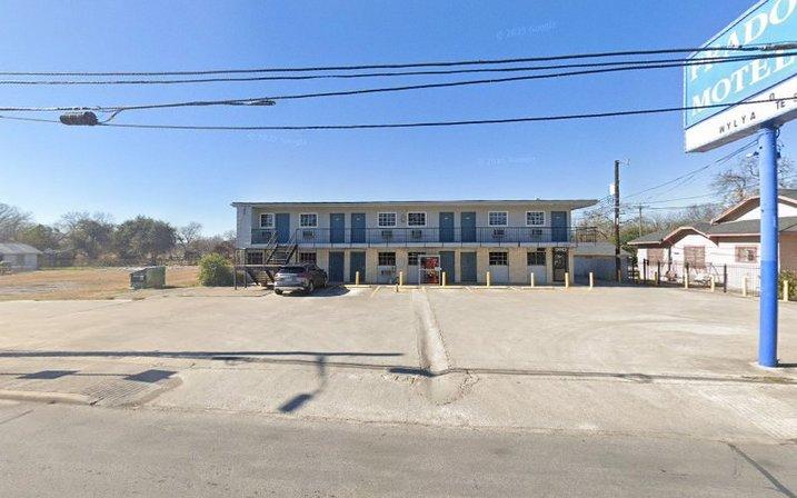 Prado Motel