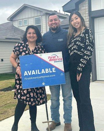 Realtor Alivia Smith - REALTOR® with Resi Realty