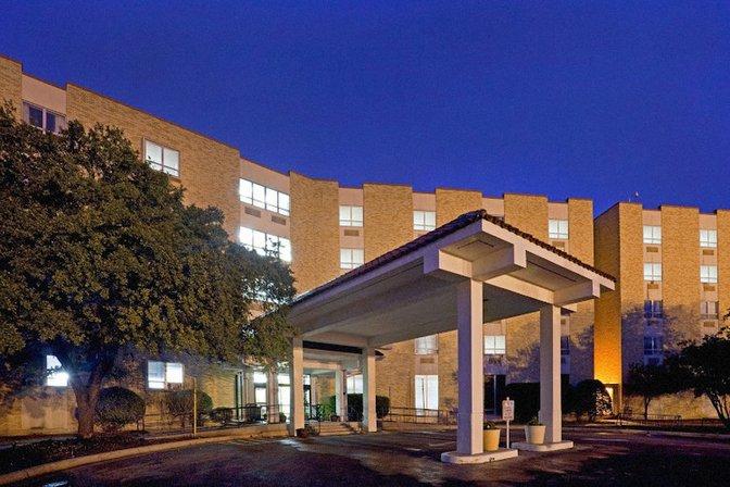IHG Army Hotels Building 1384