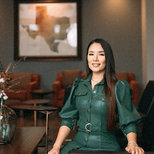 REALTOR -Samantha Flores