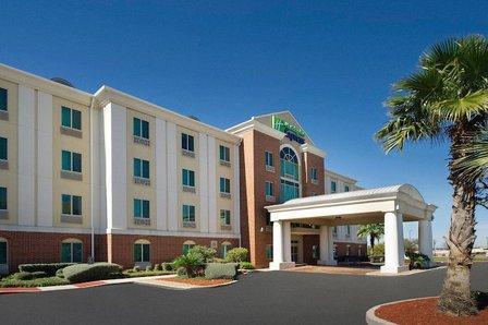 Holiday Inn Express & Suites San Antonio West-Seaworld Area by IHG