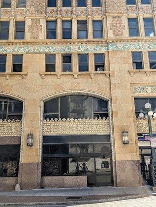 Nix Professional Building