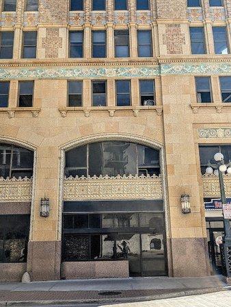 Nix Professional Building
