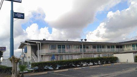 Delta Inn