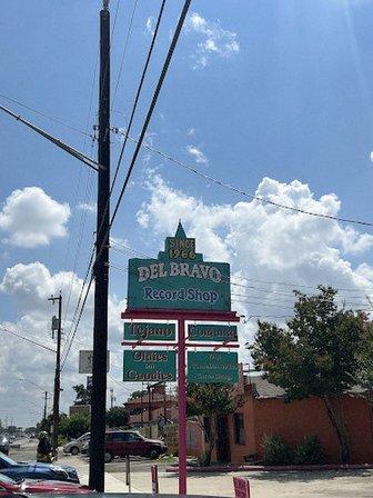 Safari Inn