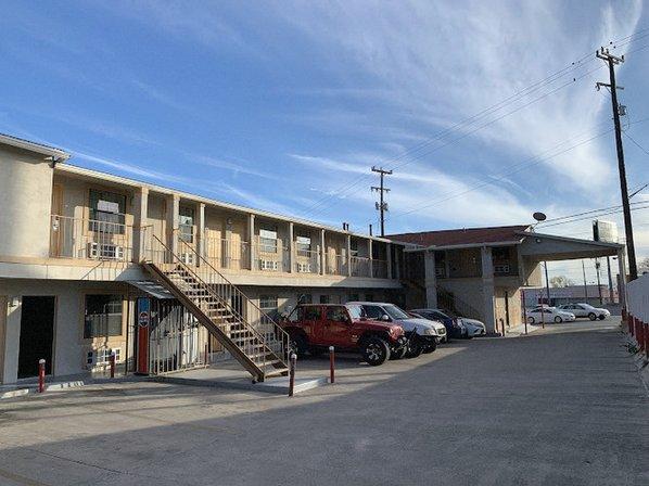 Bandera Motel