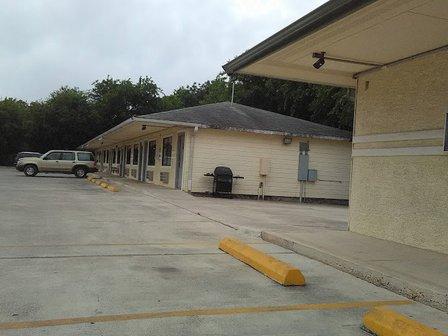 Garden Inn Motel