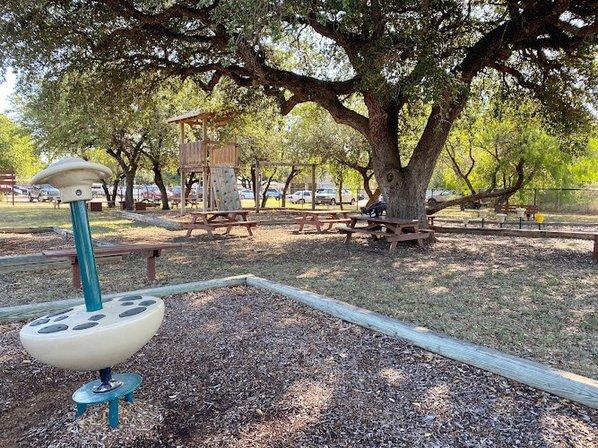 Helotes City Park & Playground
