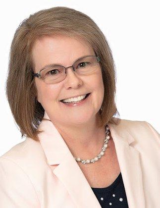 Kimberly Brandsma - Associate Broker - Coldwell Banker D'Ann Harper, REALTORS®