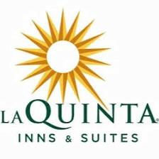 La Quinta Inn & Suites by Wyndham San Antonio Alamo City