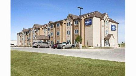 Microtel Inn & Suites by Wyndham Pleasanton