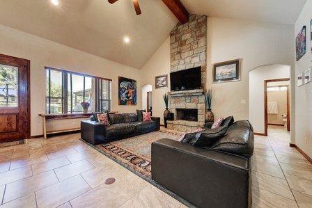 Azeb Gordon Texas Realtor