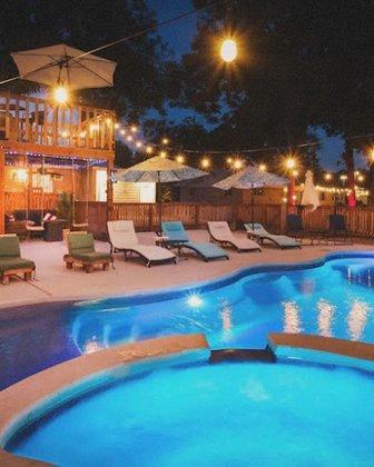 Toes Up Resort