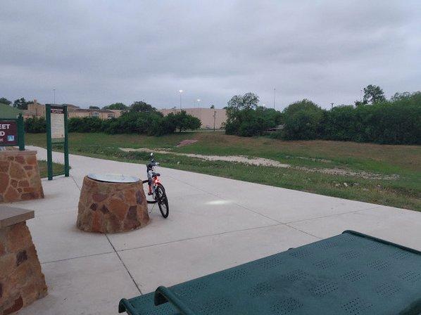 Klein Street Trailhead